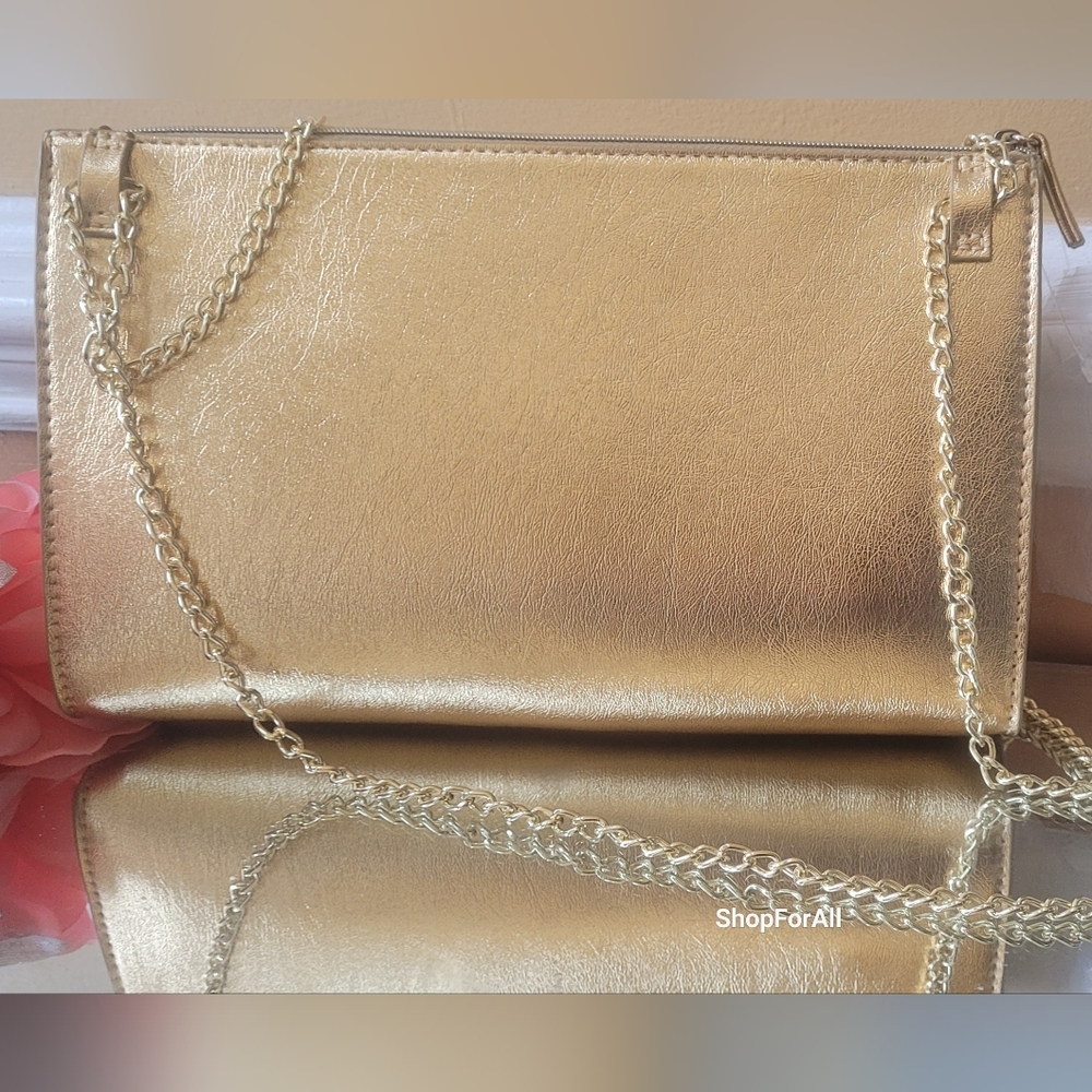 Dolce & Gabbana Gold Clutch - Picture 4 of 8
